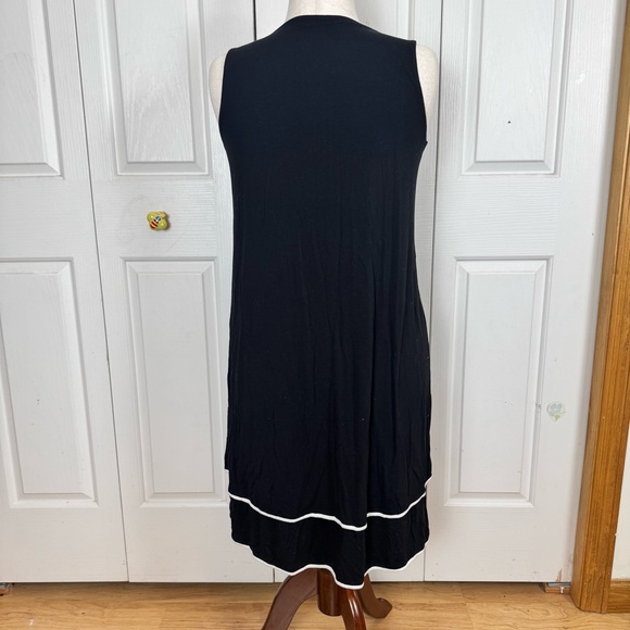 J. Jill Black Sleeveless Dress with White Accents - Picture 2 of 6